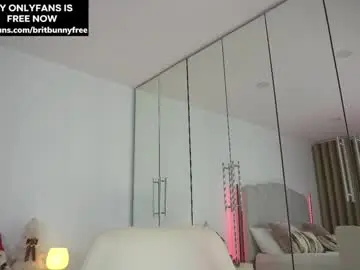 Chaturbate Live Porn of camilitasu