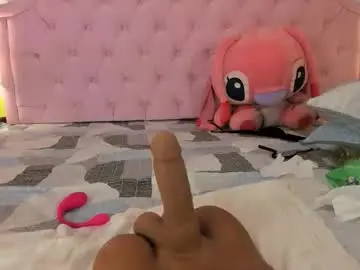 Chaturbate Live Sex Cam of valentoro1