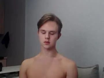 Chaturbate Live Sex Cam of angelraaay