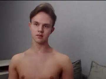 Chaturbate Live Sex Cam of angelraaay
