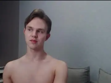 Chaturbate Live Sex Cam of angelraaay
