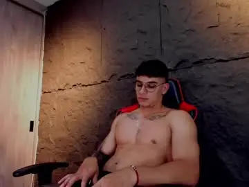 Chaturbate Sex Chat of joseph__boy