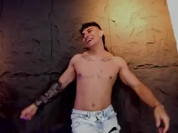 Chaturbate Free Porn Cam of joseph__boy