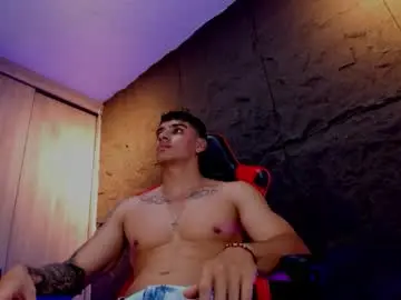 Chaturbate Live Sex Cam of joseph__boy