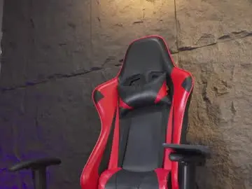 Chaturbate Live Sex Cam of joseph__boy