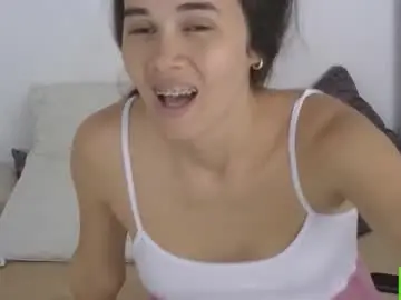 Chaturbate Nude Webcam of sexychanell_18