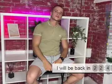 Chaturbate Watch Live Sex Cams of smart_fit_lad