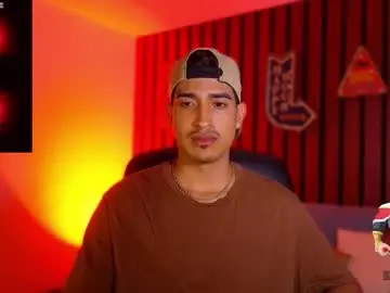 Chaturbate Live Sex Cam of ken_blaker