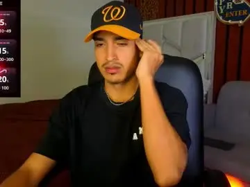 Chaturbate Live Sex Cam of ken_blaker