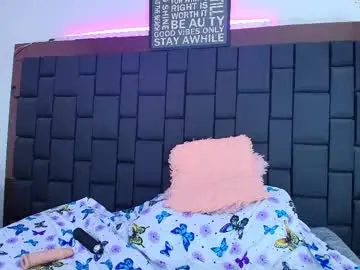 Chaturbate Nude Webcam of lexi_howard_