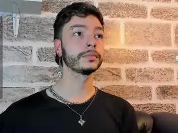 Chaturbate Sex Cam of noah_ricci_