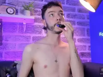 Chaturbate Nude Webcam of noah_ricci_