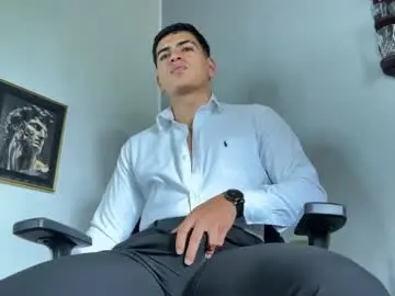 Chaturbate Free Live Porn of alanmill3r