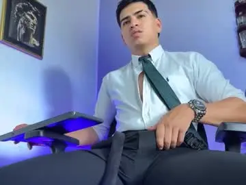 Chaturbate Free Porn Cam of alanmill3r