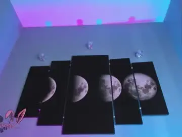 Chaturbate Live Sex Cam of freyazimmerman_