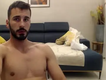 Chaturbate Sex Chat of hornyasfuckk33