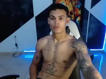 Chaturbate Best live sex cam show of master_black777