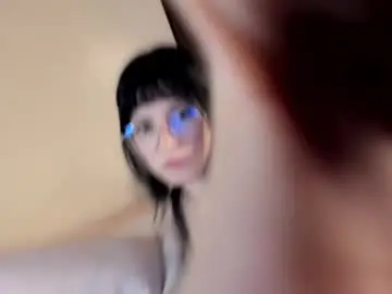 Chaturbate Live Sex Cam of monserrat_gil