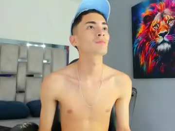 Chaturbate Live Sex Cam of ritchie_alameda