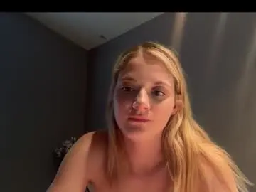 Chaturbate Free Porn Cam of alexispaige06
