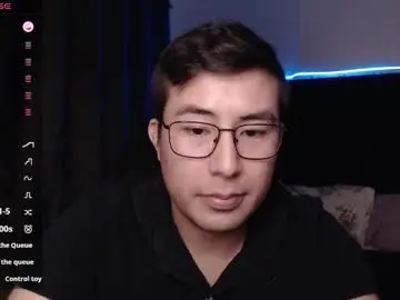 Chaturbate Adult Webcams of andrewmhilton_