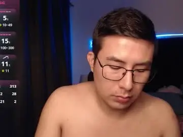 Chaturbate Live Sex Cam of andrewmhilton_