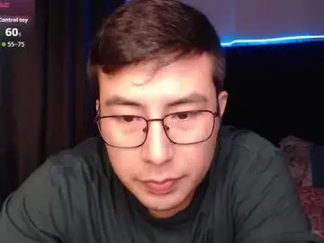 Chaturbate Adult Webcams of andrewmhilton_