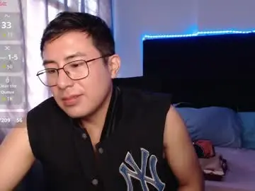 Chaturbate Adult Video Chat of andrewmhilton_