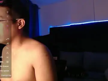 Chaturbate Sex Chat of andrewmhilton_