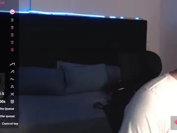 Chaturbate Sex Cam of andrewmhilton_