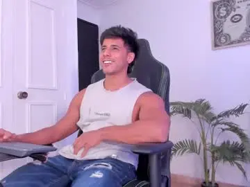 Chaturbate Sex Cam of ashton_coleman_