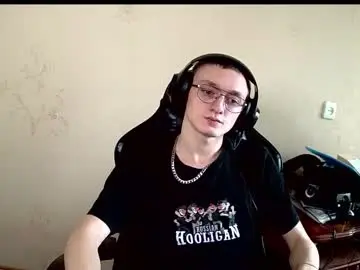 Chaturbate Free Porn Cam of mikkiforus