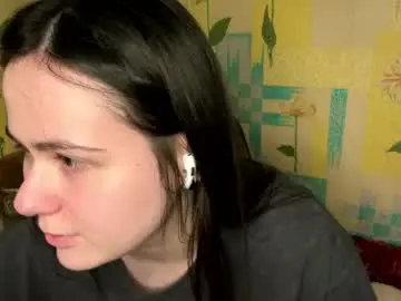 Chaturbate Free Porn Cam of felvivalkitty