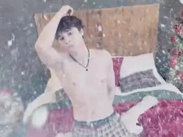 Chaturbate Sex Chat of hugebangins_