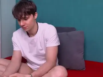 Chaturbate Sex Chat of hugebangins_