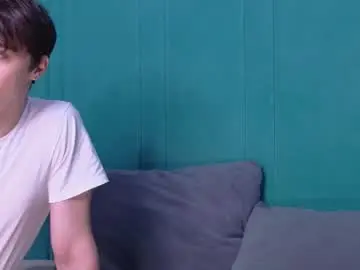 Chaturbate Free Live Porn of hugebangins_