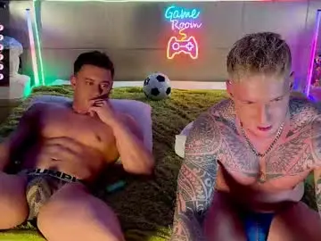 Chaturbate Live Sex Cam of alltimehorny19