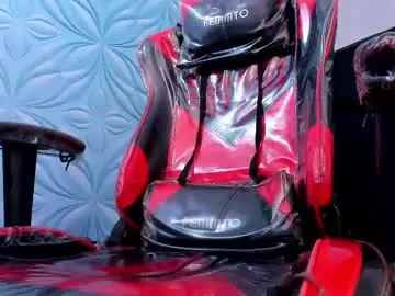 Chaturbate Free Live Porn of milk_max18