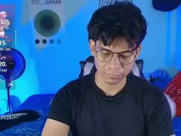 Chaturbate Live Sex Cam of kain_davee