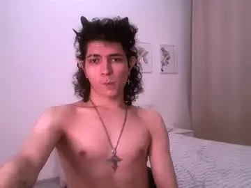 Chaturbate Free Porn Cam of dean_raven