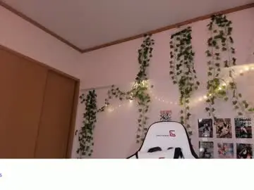 Chaturbate Live Sex Cam of vivian_qwerty