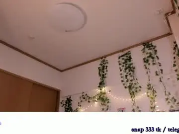 Chaturbate Live Sex of vivian_qwerty