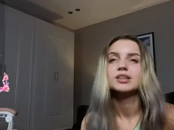 Chaturbate Live Sex Cam of brightrays__