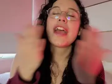 Chaturbate Free Porn Cam of charlote__miller