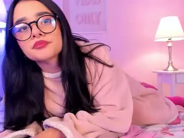 Chaturbate Live Sex Cam of ema_soul