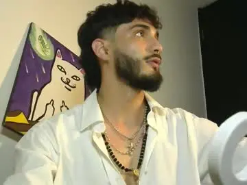 Chaturbate Nude Webcam of lovexjuxn77