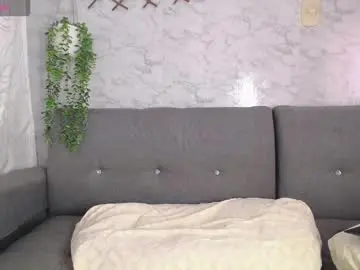 Chaturbate Adult Webcams of rosalynda_collen