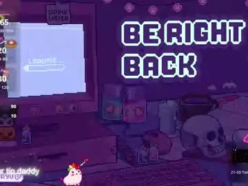 Chaturbate Watch Live Sex Cams of michellevanss22