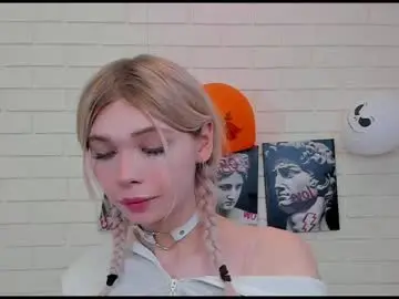Chaturbate Free Live Porn of blondy_fina