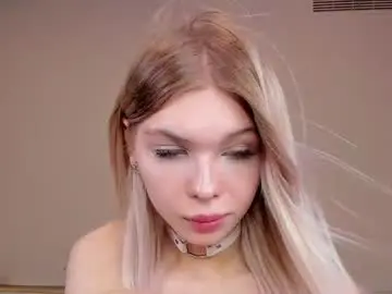 Chaturbate Sex Cam of blondy_fina